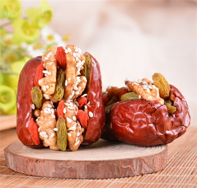 益農(nóng)紅棗夾核桃仁禮盒夾